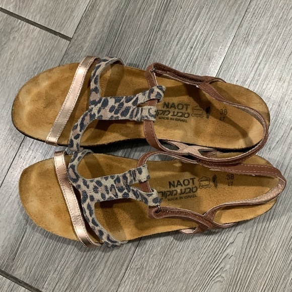 NAOT Judith Strappy Animal Print Metallic Adjustable Strap Sandals size 7 - Picture 2 of 9